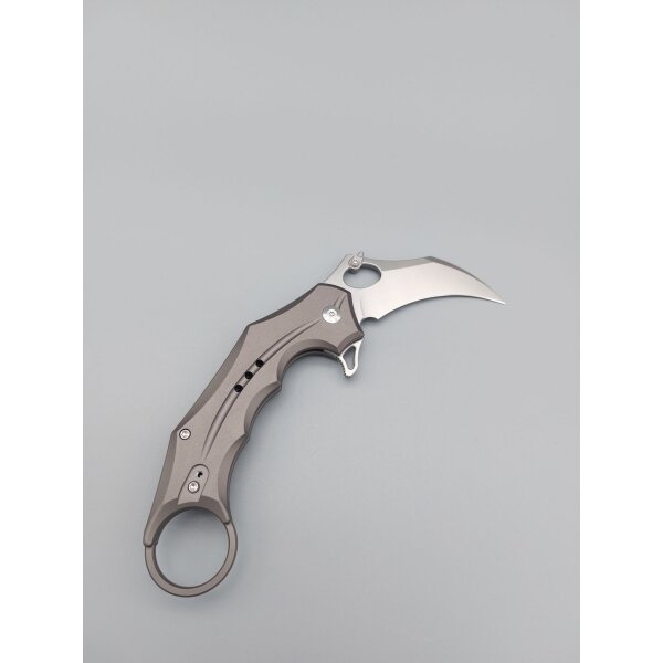 CIVIVI Incisor II Karambit Nitro-V Gray Aluminium