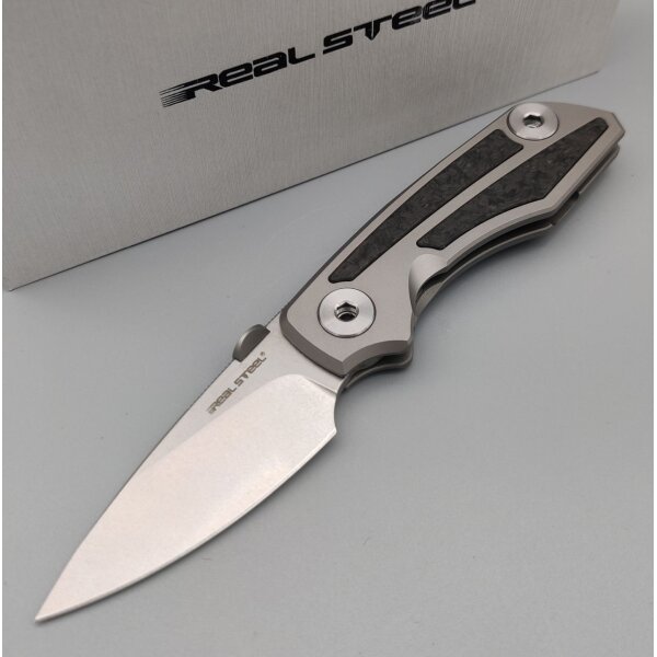 Real Steel Delta 2600 Framelock TC4 Titan / Kohlefaser