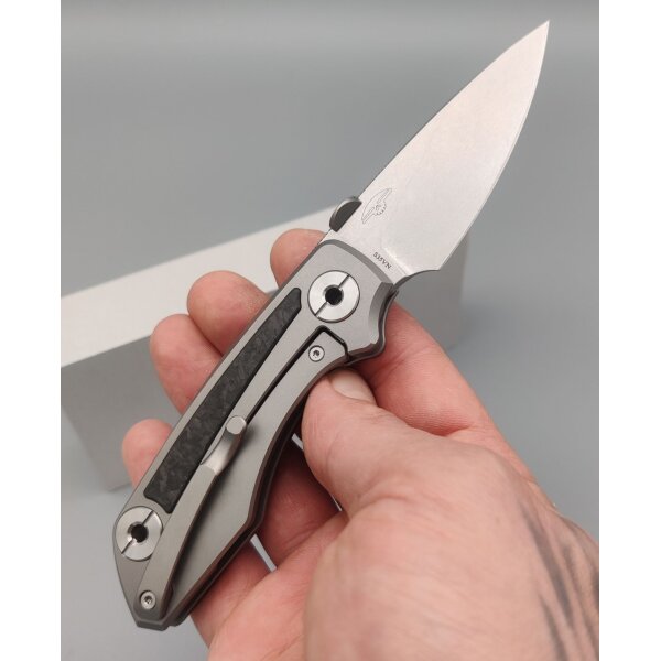 Real Steel Delta 2600 Framelock TC4 Titan / Kohlefaser