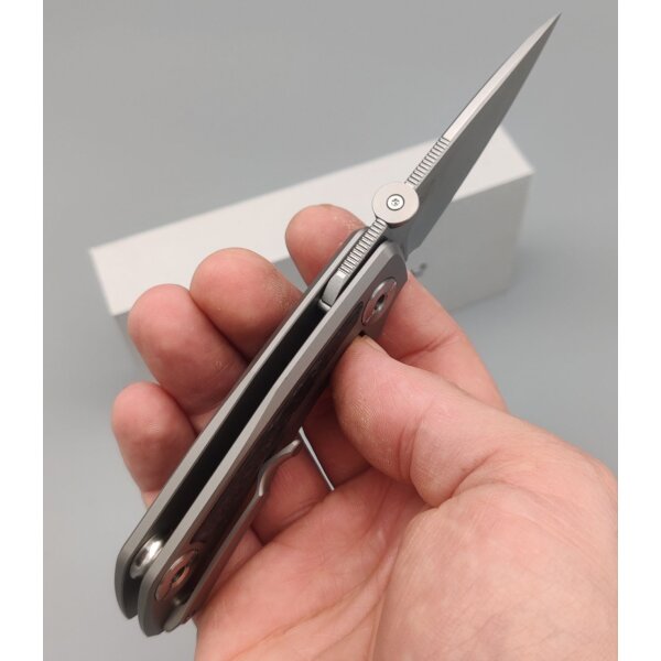 Real Steel Delta 2600 Framelock TC4 Titan / Kohlefaser