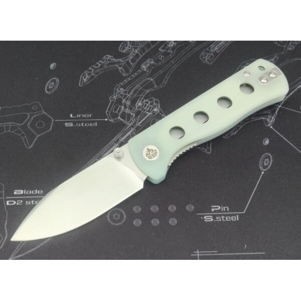 QSP Canary Folder 14C28N Stahl Linerlock G10 Jade Stonewashed