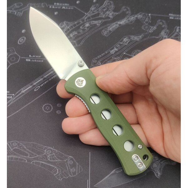 QSP Canary Folder 14C28N Stahl Linerlock G10 Olive Green Stonewashed