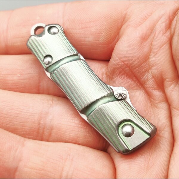 SanRenMu 6328-TG TC4 Neck Knife Slipjoint mit VG-10 Klinge