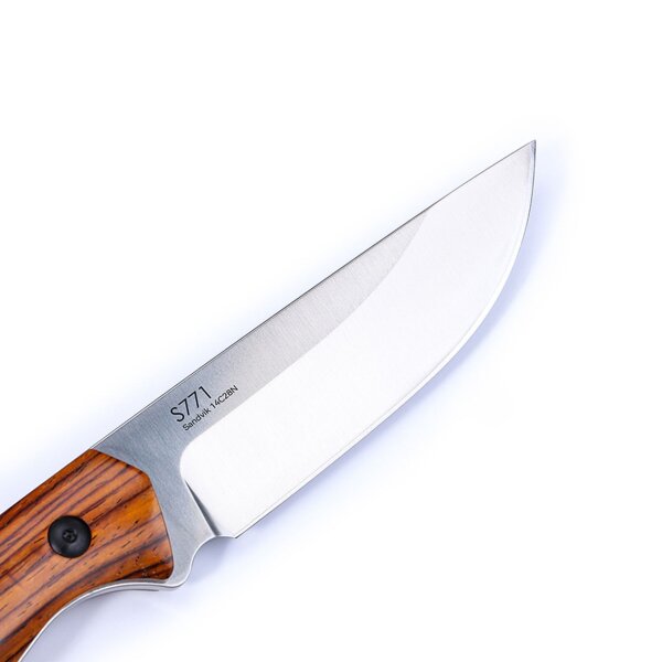 Sanrenmu S771 Jagdmesser 14C28N Stahl Sandelholz Lederscheide
