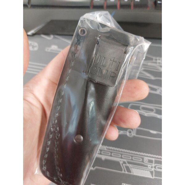 Böker Solingen Lederscheide mit Ulti-Clip Schwarz AK1 Daily Knives Scheide premium Leder 0900060