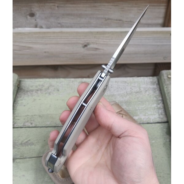 K25 FDE Rattler Rescue Knife