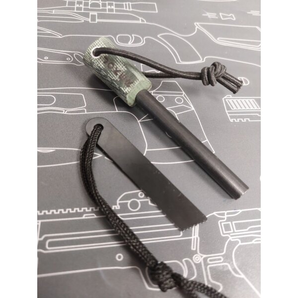 Joker Feuerstarter Feuerstahl Fire Steel Micarta Grün Feuer