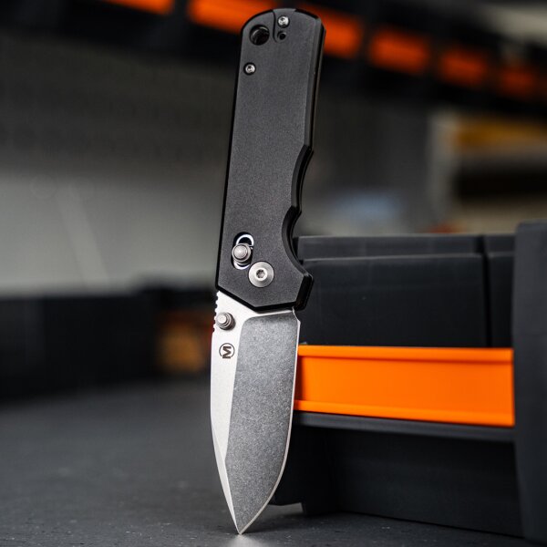 Böker Magnum Rockstub Black 440B Stahl mit Griff aus Aluminium und Crossbar Lock 01SC091