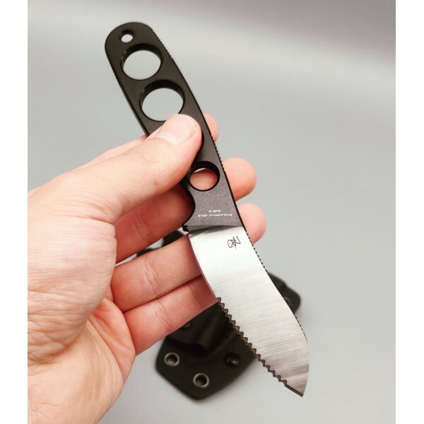 WithArmour Professional Serie NakedMuk Serrated