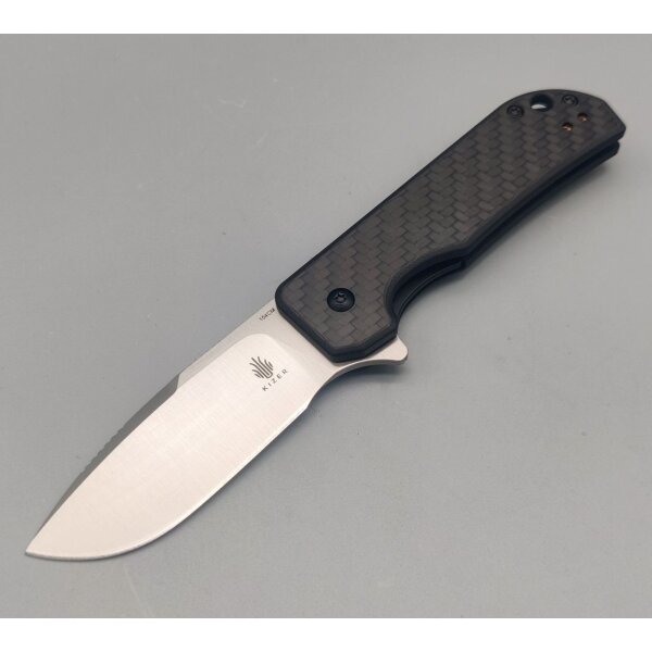 Kizer Nice Guy CF 154CM Stahl Flipper