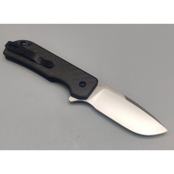 Kizer Nice Guy CF 154CM Stahl Flipper