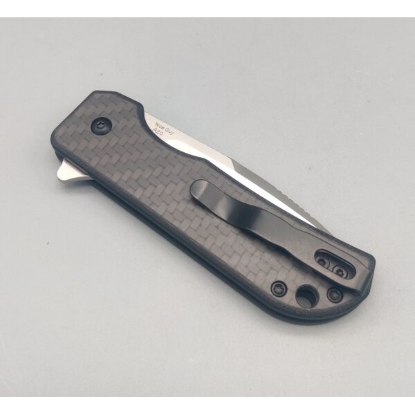 Kizer Nice Guy CF 154CM Stahl Flipper