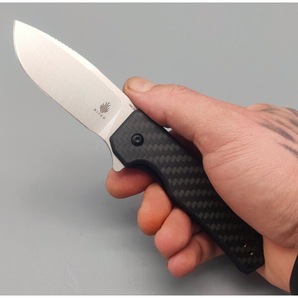 Kizer Nice Guy CF 154CM Stahl Flipper
