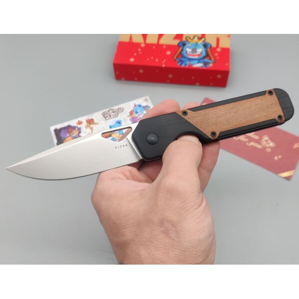 Kizer Militaw Frontflipper 154CM Stahl G10 + Mkuruti Holz