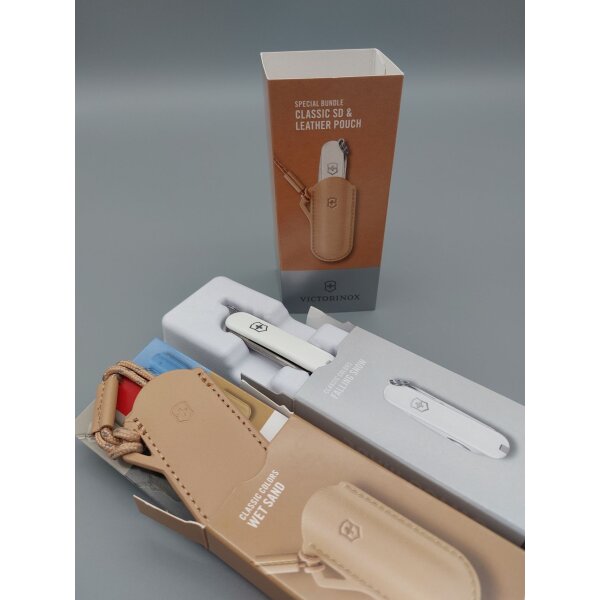 Victorinox CLASSIC SD Bundle Set Falling Snow Weiß & Beige mit Lederpouch Mini Schweizer Taschenmesser Schlüsselanhänger
