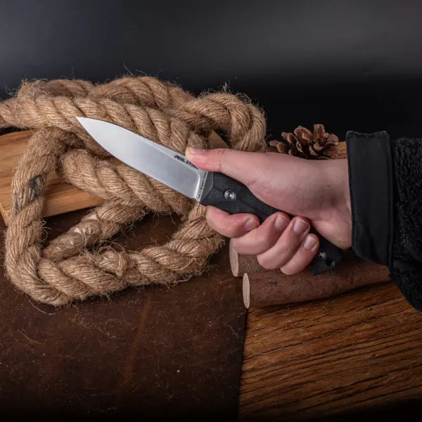 Real Steel RSK Black Thorn Black G10 - K110 Stahl Lederscheide
