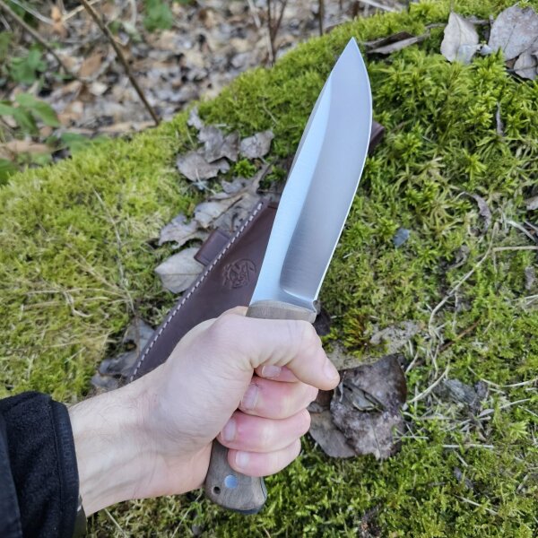 J&V Forester Knives Gineta Premium Messer mit N690co Stahl Yute Bison Micarta  inkl. Lederscheide braun