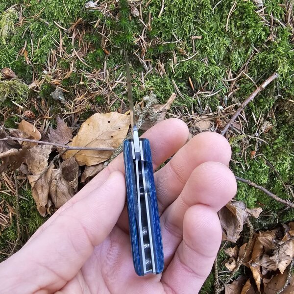 J&V Beluga XS Micarta Turquesa Blau Jeans mini Taschenmesser 14C28N Stahl Linerlock