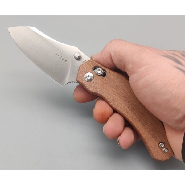 Kizer Bulldog Nitro-V Mkuruti Holz Clutch Lock Folder