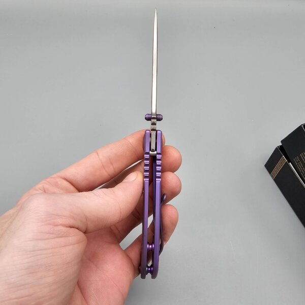 Spartan Blades SF10 Magnacut 3,25 Stahl Harsey Folder - Halloween No Rest For The Wicked Gold Purple Lila