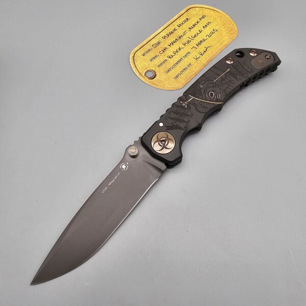 Spartan Blades SF5 Custom Magna Cut Harsey Folder - PLAGUE DOCTOR PVD Black Gold Schwarz