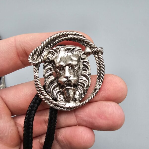 Söldner - Löwe Kette Amulett Anhänger Schlüsselanhänger aus Metall Lion Lagerfund