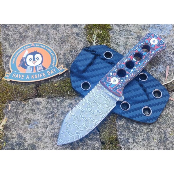 QSP Knife Canary Neck Knife QS141-J Blue Red Blau rot Camo Damast Kohlefaser CF