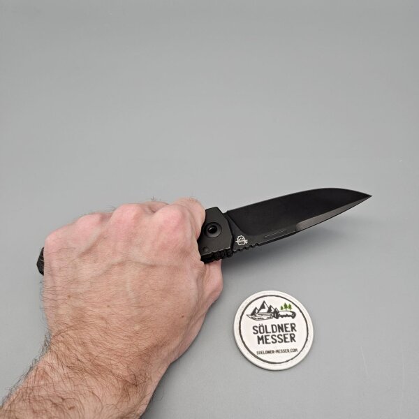 Oberland Arms Sepp by lionSTEEL Vollintegral Titan schwarz black mit schwarzem Etui