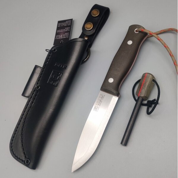 Joker Scandi Bushlord Sleipner Stahl Canvas Micarta Lederscheide Feuerstarter