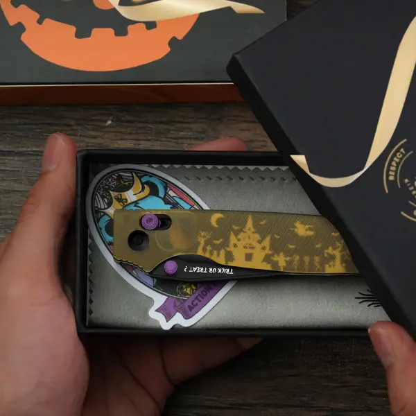 Kizer Original 2 Clutch Lock 14C28N Stahl PEI Halloween Edition