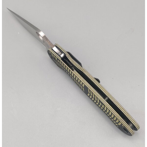 Spyderco Para Military 2 Salt Yellow & Black CPM MagnaCut PlainEdge Gelb Schwarz 01SP1254.1