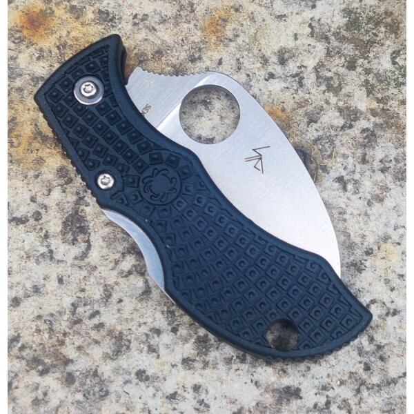 Spyderco Manbug Hawkbill Black FRN VG-10 SpyderEdge 01SP1334