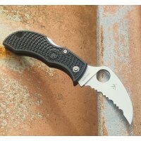 Spyderco Manbug Hawkbill Black FRN VG-10 SpyderEdge 01SP1334