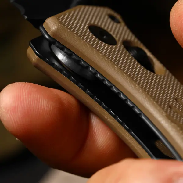 Kizer Aegis T Taschenmesser Rettungsmesser AEB-L Stahl G10 Coyote