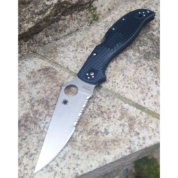 Spyderco Stretch 2 XL Lightweight Combination Edge 01SP1183