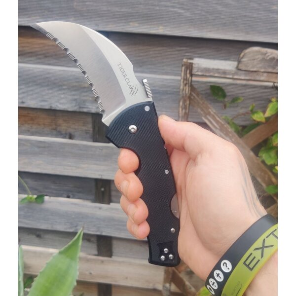 Cold Steel Tiger Claw Lynn Thompson Collection Karambit Tri-Ad Lock Serrated Edge Wellenschliff CTS XHP G10 Griff CHLT00072