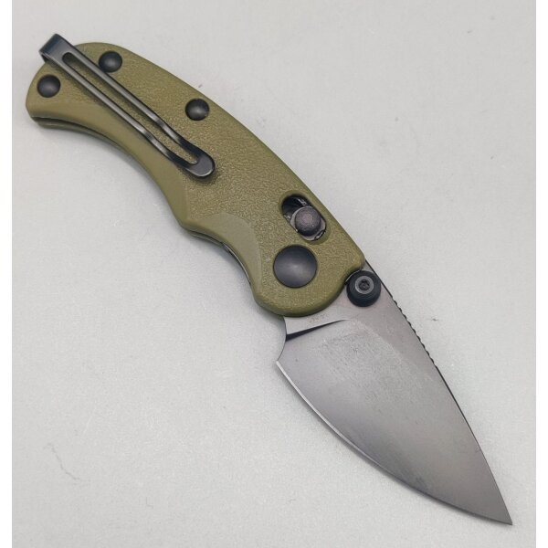 Real Steel Esca Crossbar Lock Folder Olive Green 12C27 Stahl GFN Griff