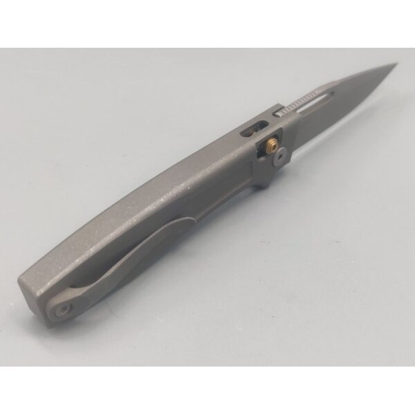 Real Steel Vena Crossbar Lock Folder Elmax Stahl G10 TC4 Titan Integral Griff