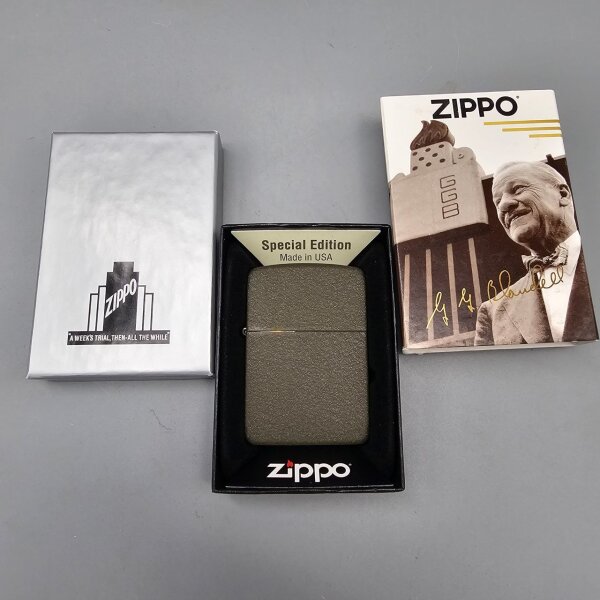 ZIPPO green crackle matt Founders Day Replica Limited Edition OD Green Grün 60007990
