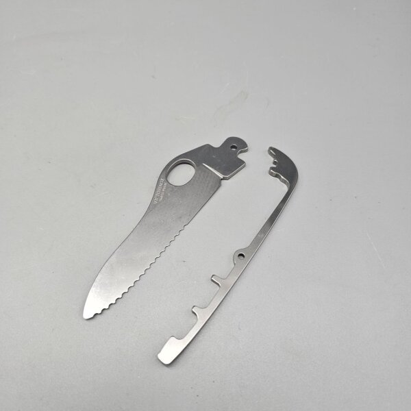 Victorinox 2er Set aus Klinge und Rahmenteil für das Rescue Tool Ersatzteil Austausch Ersatz Rescue Tool
