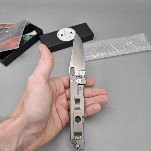 Bastards Knives x Jürgen Schanz Krush Limited Edition Titan Folder mit 3V Stahl und Klinge von J.Schanz - Bastard Knives