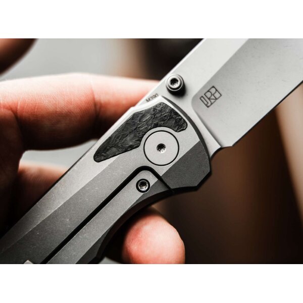 Böker Plus Collection 2026 Jahresmesser M390 Stahl Limited Edition