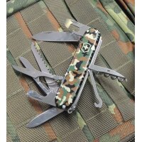 Victorinox Schweizer Messer Huntsman Camouflage 1.3713.94...