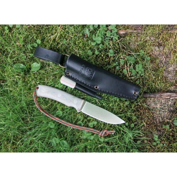 Joker Bushcrafter N695 Micarta Grün inkl. Feuerstarter Dangler Lederscheide