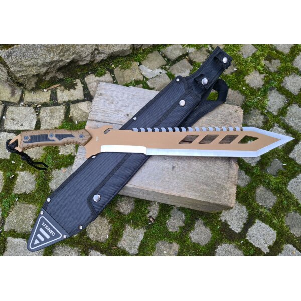 United Cutlery Messer DESERT OPS SAWBACK MACHETE Buschmesser Gold mit Scheide