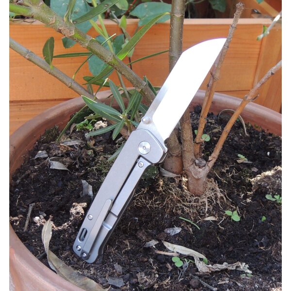 QSP Knife PENGUIN QS130-P Messer 154 CM Stahl Titangriff Kugellager