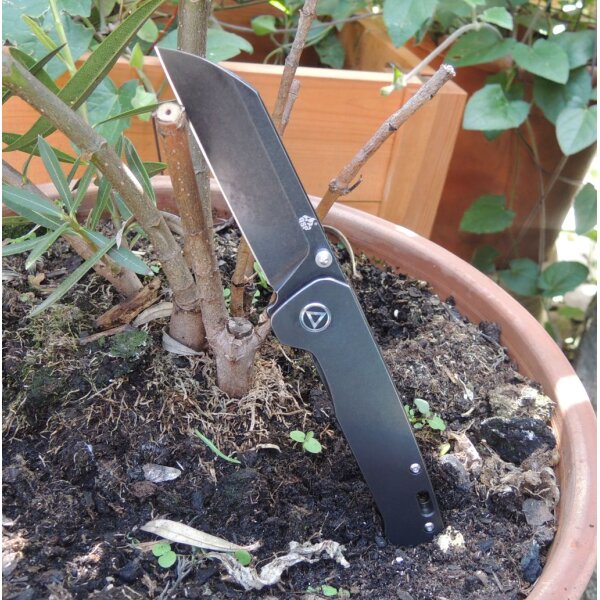 QSP Knife PENGUIN QS130-O Messer 154 CM Stahl Titangriff Kugellager