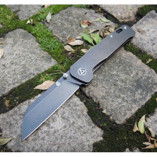 QSP Knife PENGUIN QS130-O Messer 154 CM Stahl Titangriff Kugellager
