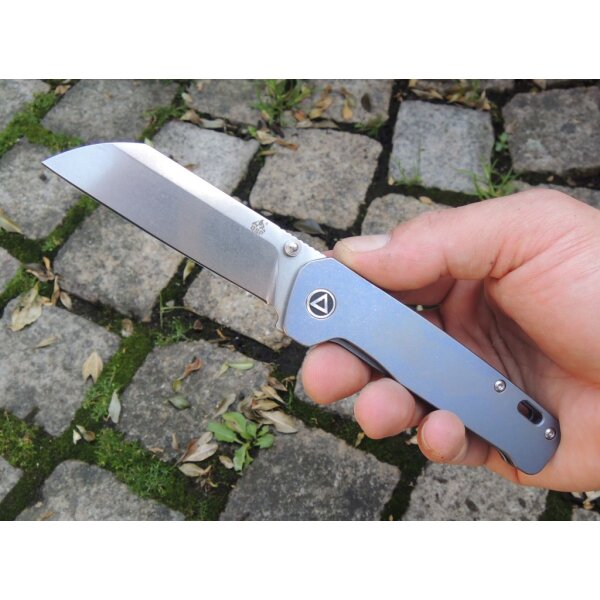 QSP Knife PENGUIN QS130-R Messer 154 CM Stahl Titangriff Kugellager