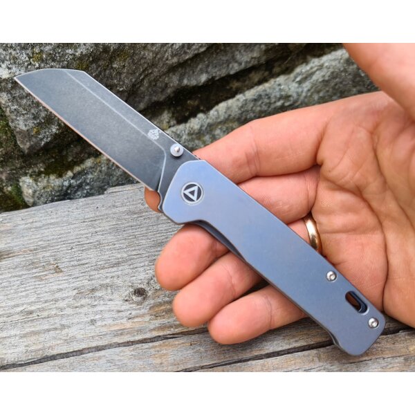 QSP Knife PENGUIN QS130-S Messer 154 CM Stahl Titangriff Kugellager
